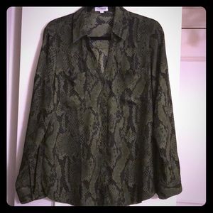 Green snakeskin patterned button up blouse